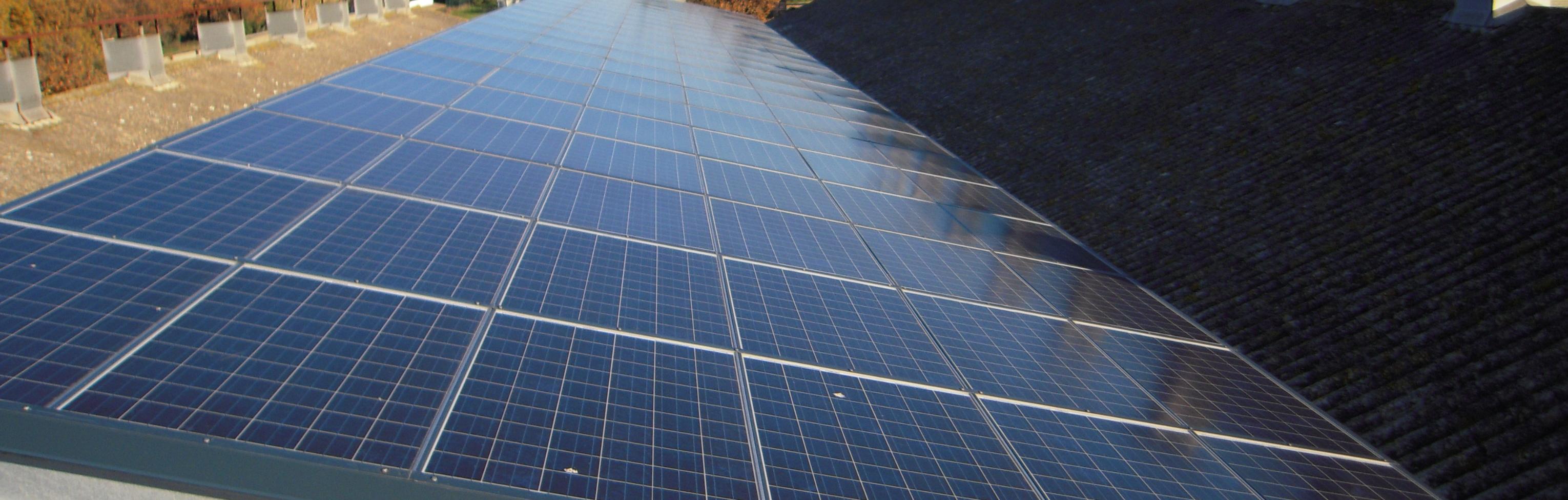 Ombrières de Parking Photovoltaïques Obton - Garage des Canaux Vauvert